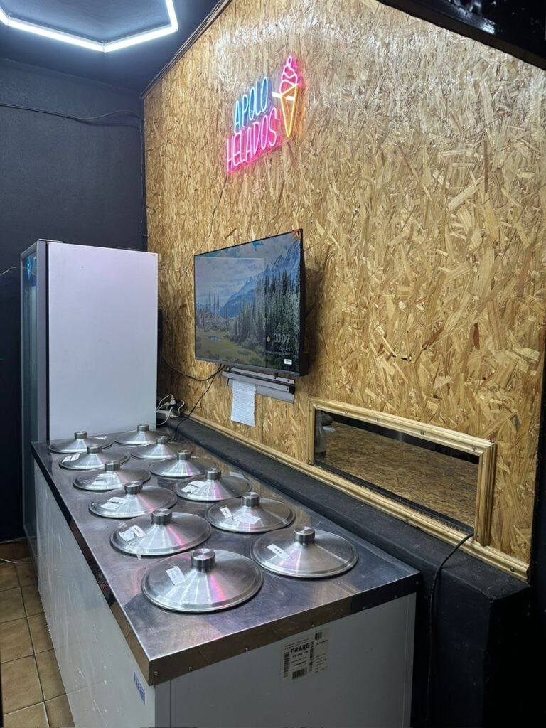 1aecd195-6e4d-4c50-928e-19ae588f4dba