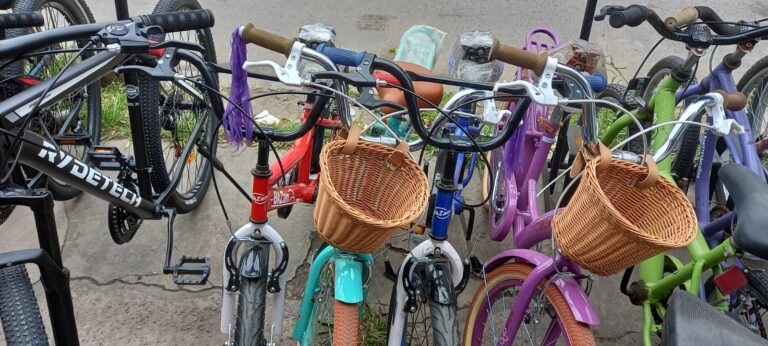 9b381630-6ac0-4b12-911b-18185ca72582