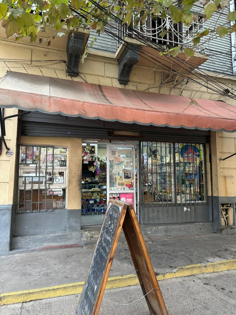 c2afd0ae-fd46-40a9-98b2-71449c3d51ab